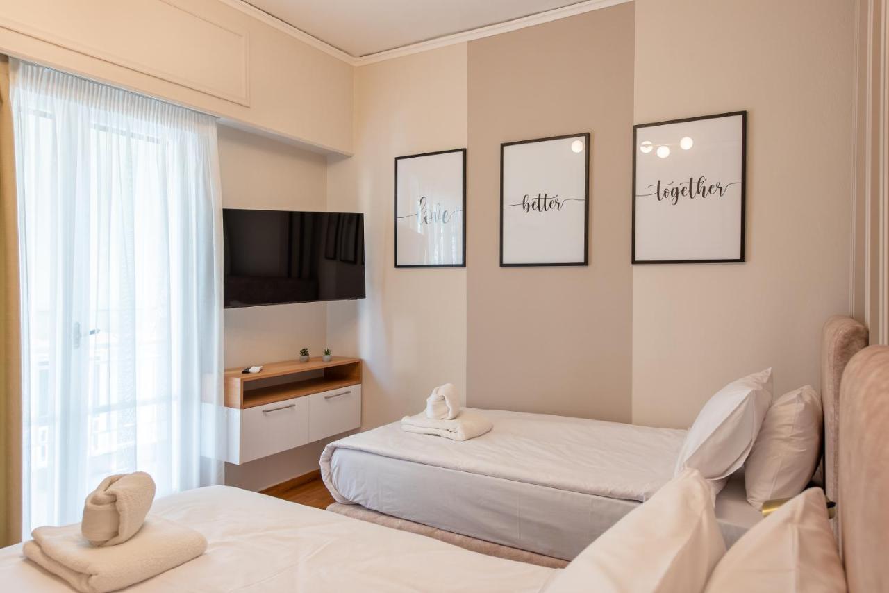 Medluxe Luxury Apartment ! Athens Exterior photo