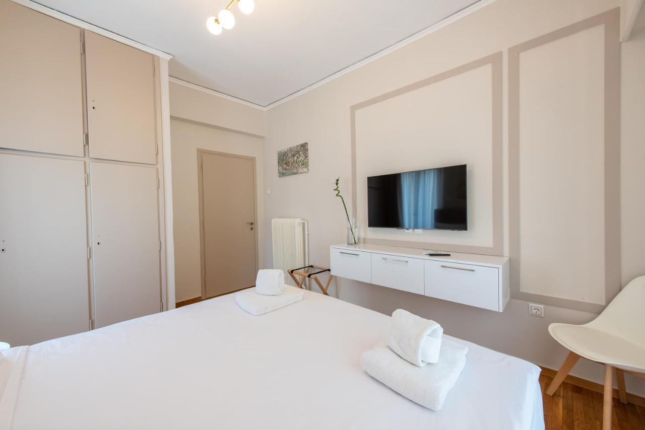 Medluxe Luxury Apartment ! Athens Exterior photo
